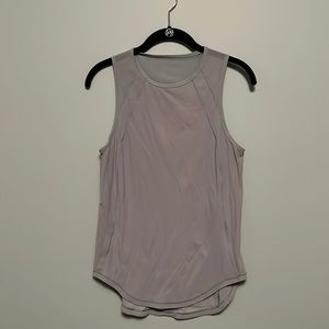 Lululemon on the move mesh tank